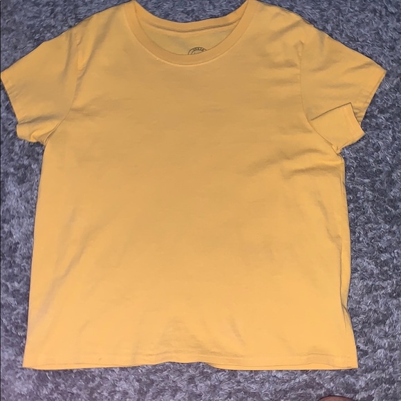 urban outfitters yellow shirt